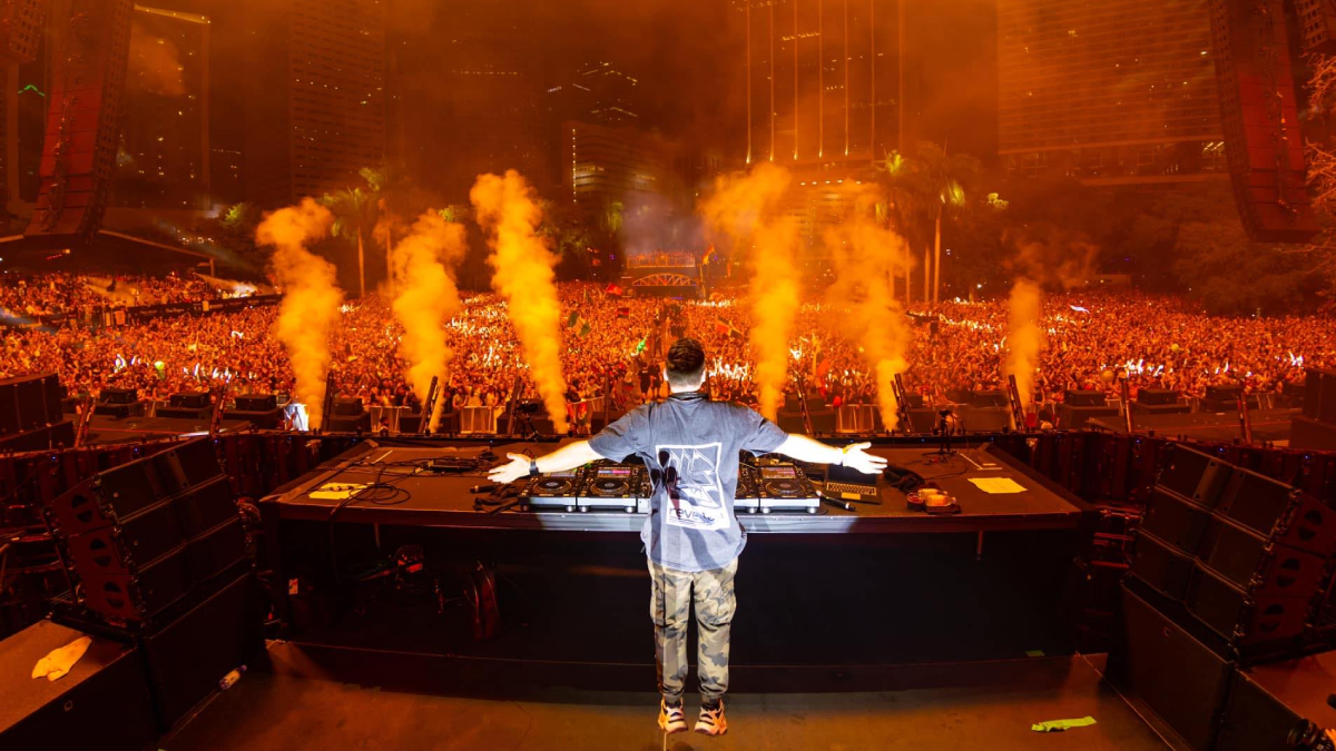 Hardwell s Electrifying Rework of Miracle by Calvin Harris ft. Ellie Goulding Takes the Spotlight — EDM Army news cover image
