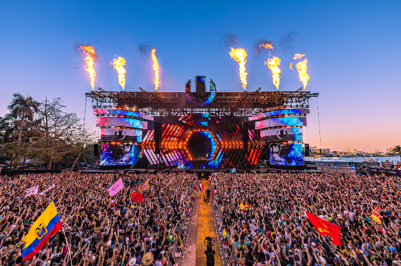 Ultra Miami 2025 Line-Up: Carl Cox, Charlotte de Witte, and Axwell’s Solo Debut Among First Announced — EDM Army news cover image