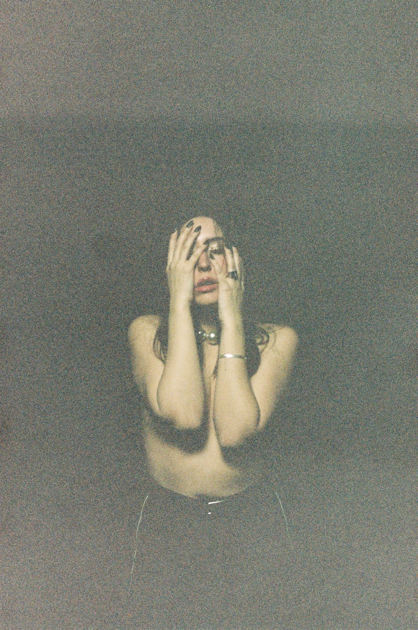 Elohim Shares on Patience and Haunting Grind of Daily Existence — EDM Army news cover image