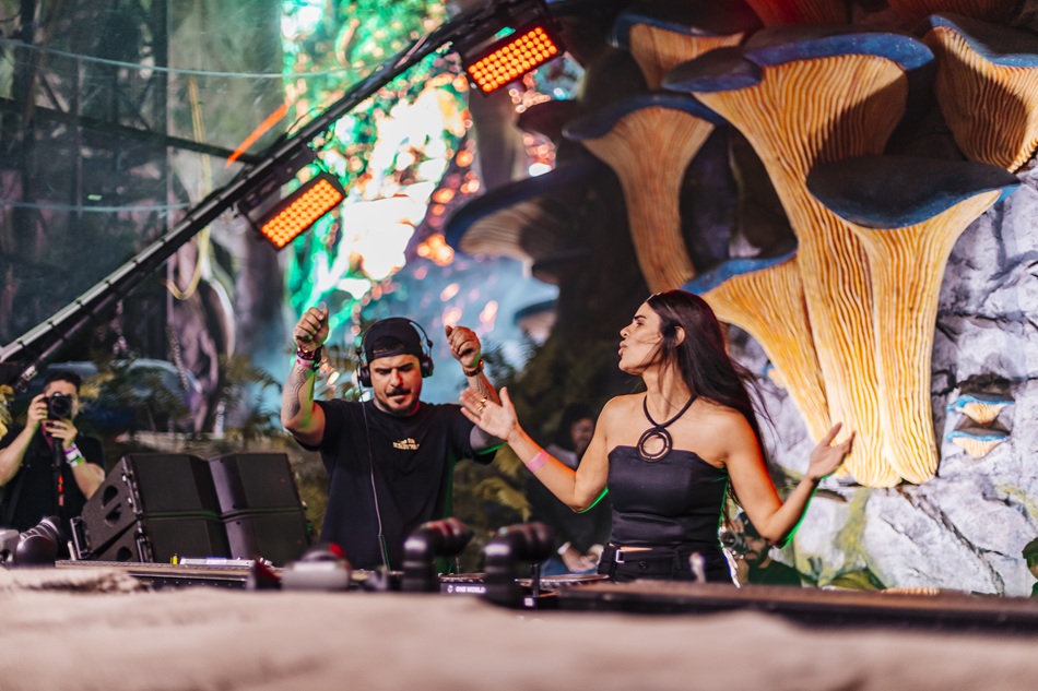Vintage Culture ANNA fuse Brazilian identity and global club innovation on ‘Feel The Rhythm’ — EDM Army news cover image