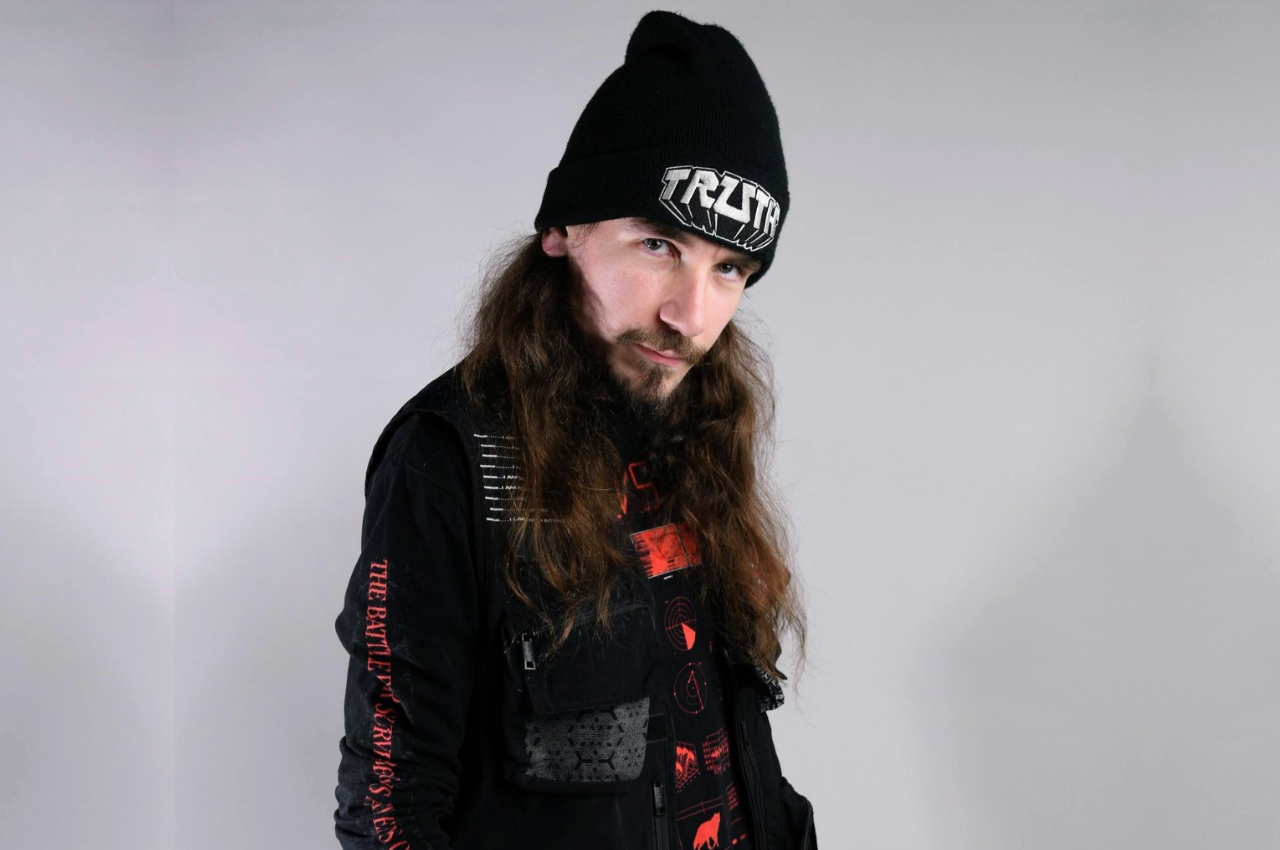Digital Deity Turns Y2K Nostalgia Into Atmospheric DnB On “SEQUENCE // LOOP”