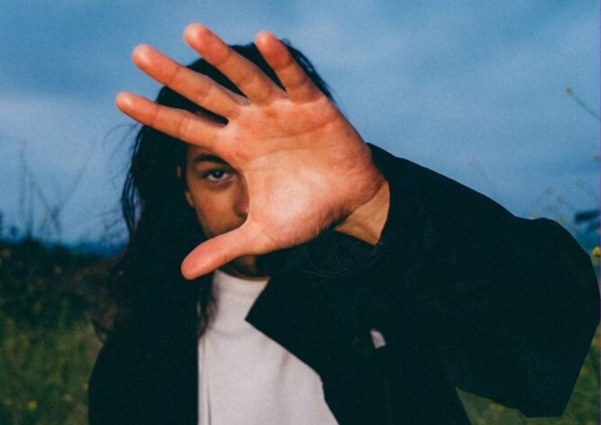 Jack Flora Wants “Riptide” to Remind You to Make It Count
