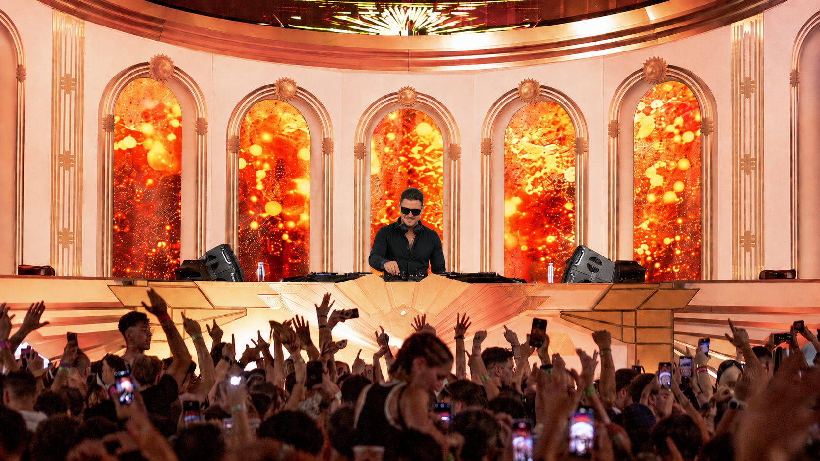 Marco Leo Channels the Spirit of Festival Anthems on “Esperanza”