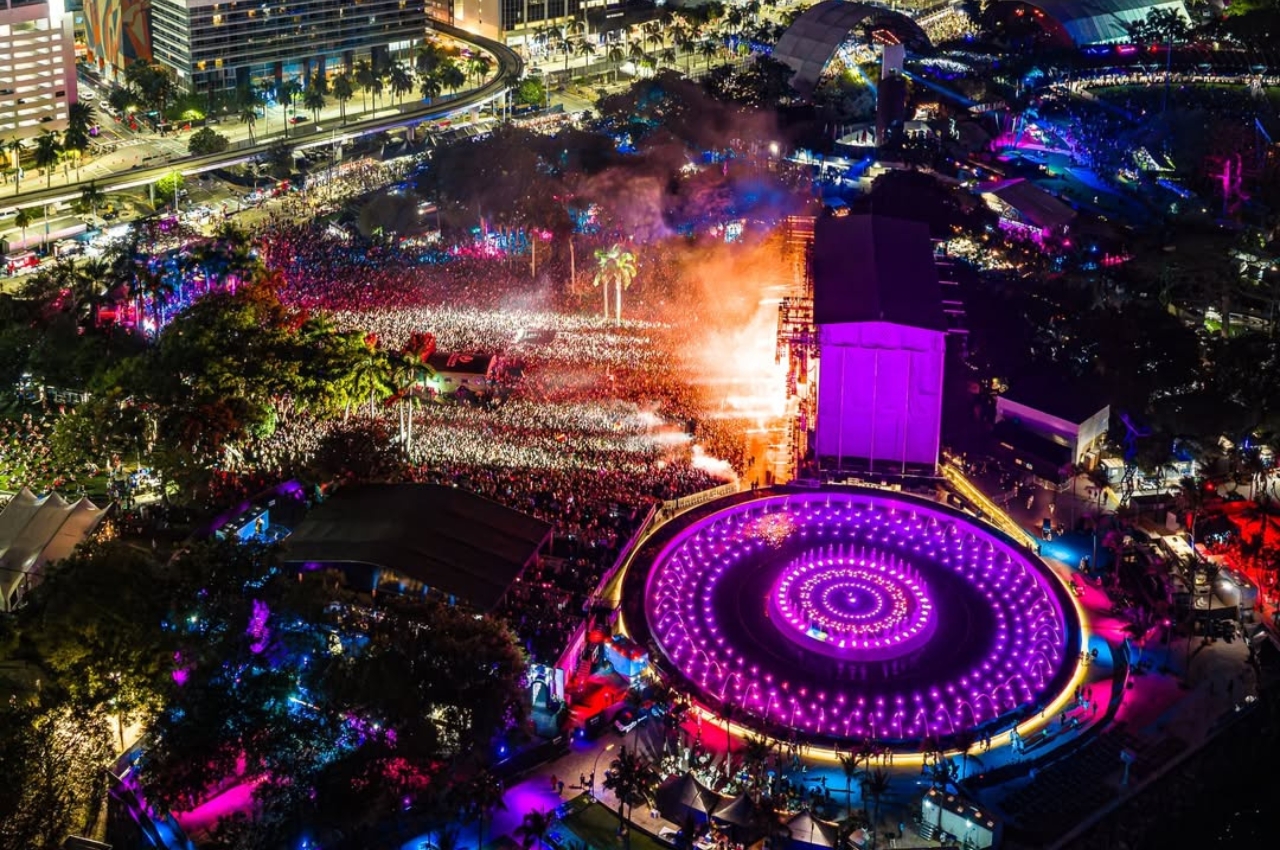 Miami City Commission Approves New 20 Year Deal For Ultra At Bayfront Park — EDM Army news cover image